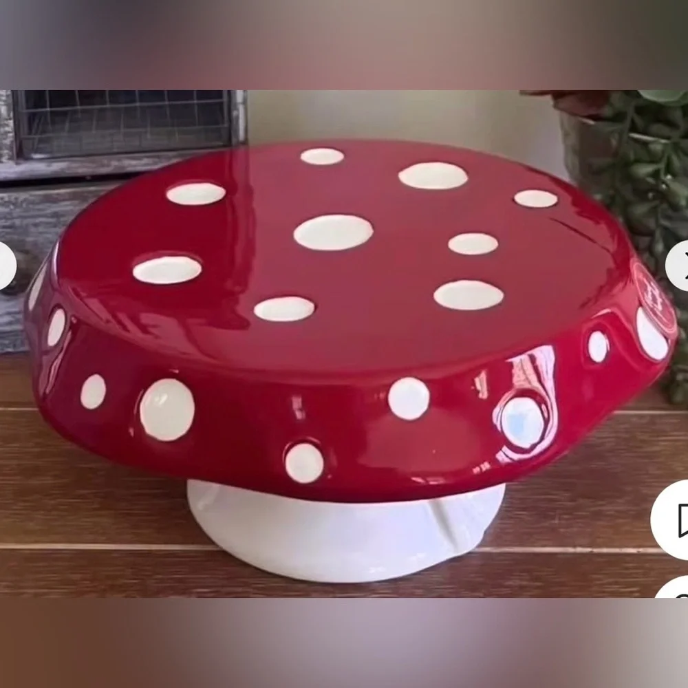 Red and White Mushroom Cake Stand